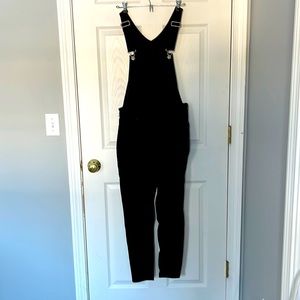 Levi’s skinny overalls